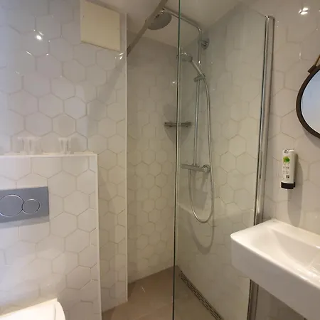 Otel Heye 130 2*
