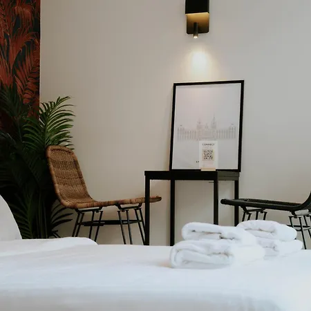 ホテル ヘイ 130 2*