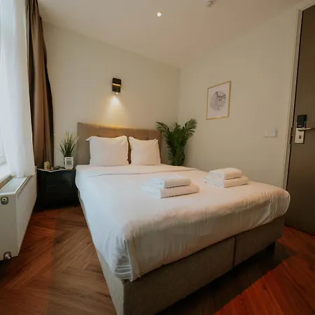 Heye 130 Otel 2*