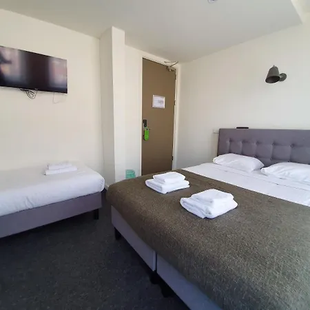 Heye 130 Otel 2*