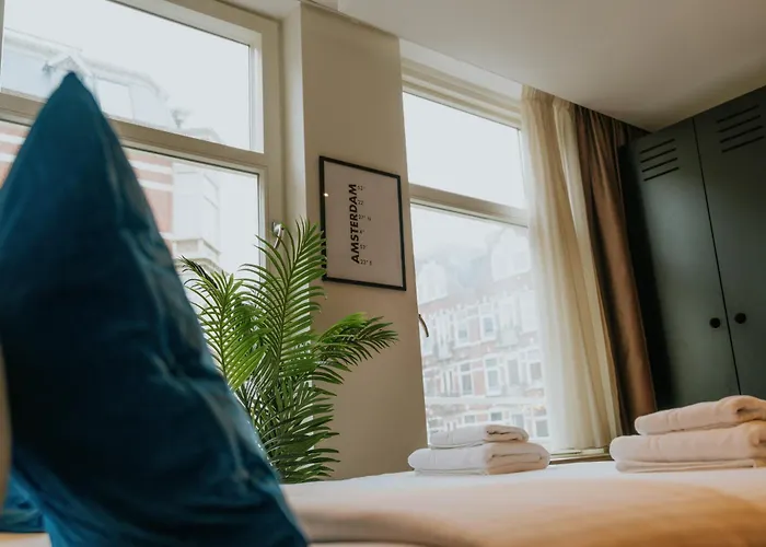 Heye 130 2* Amsterdam